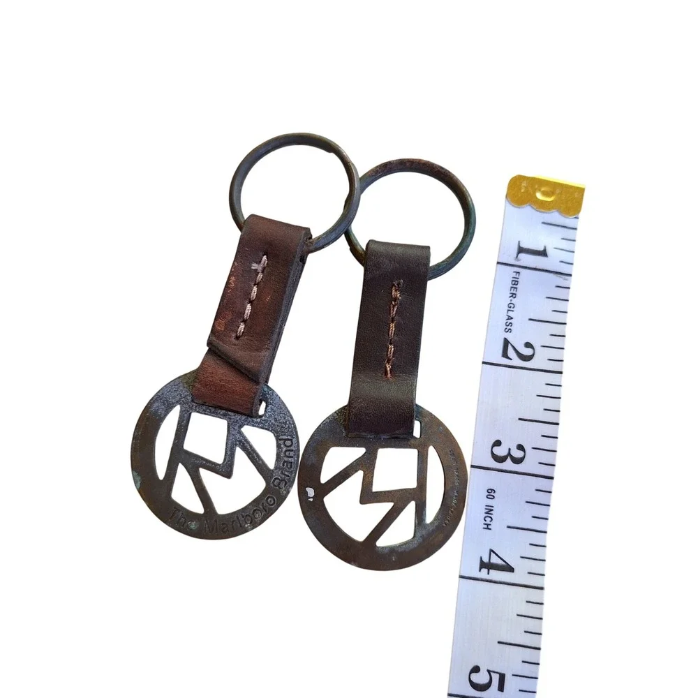 Marlboro Brand Vintage Brass‎ Leather Key Rings Keychains Lot of 2 Circle Logo